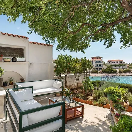 Holiday Home Kanica By Adriatic Sea, Cleaning Included Holiday home *